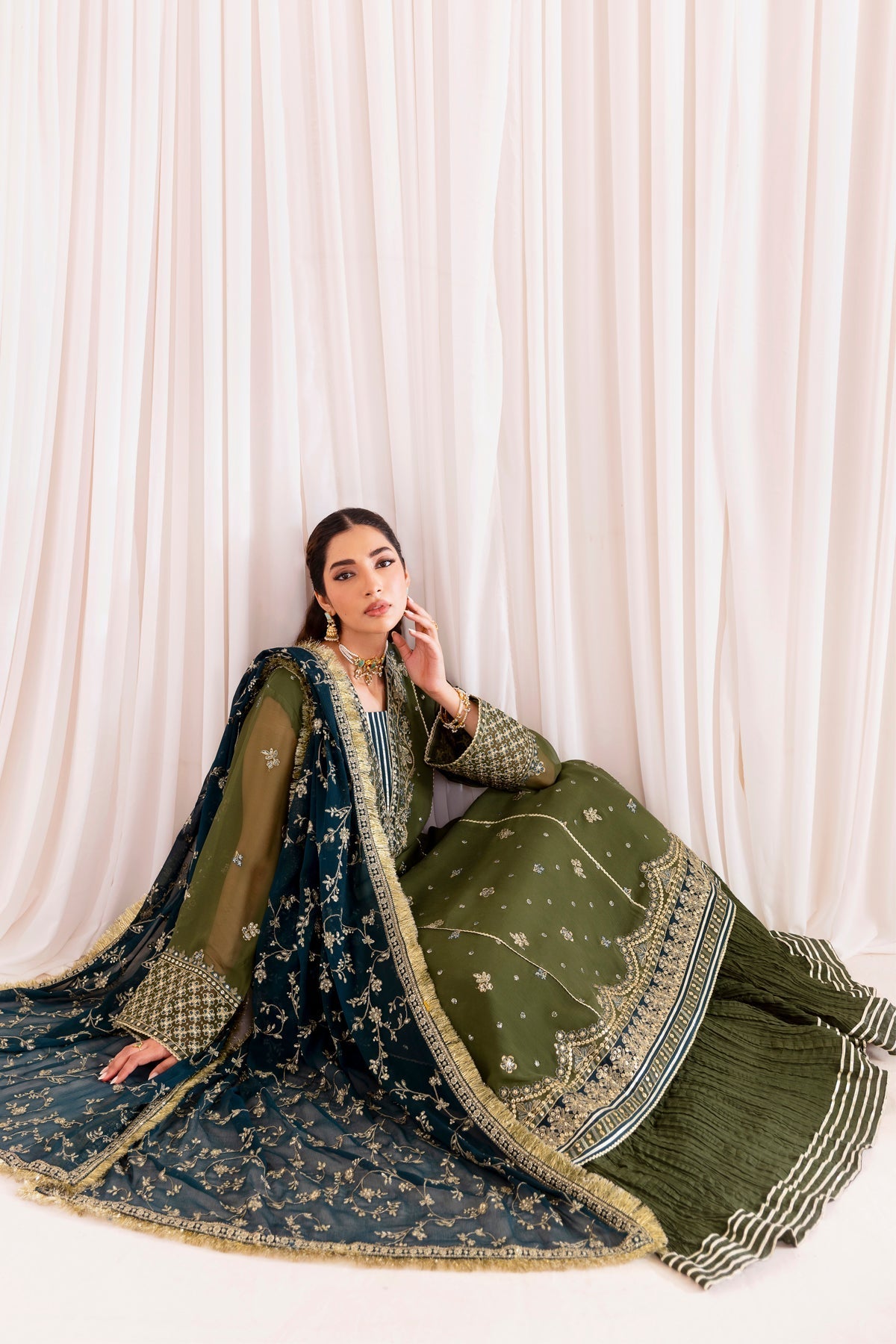 Xenia Formals | Luxury Formals 25 | MAHVASH, image 8
