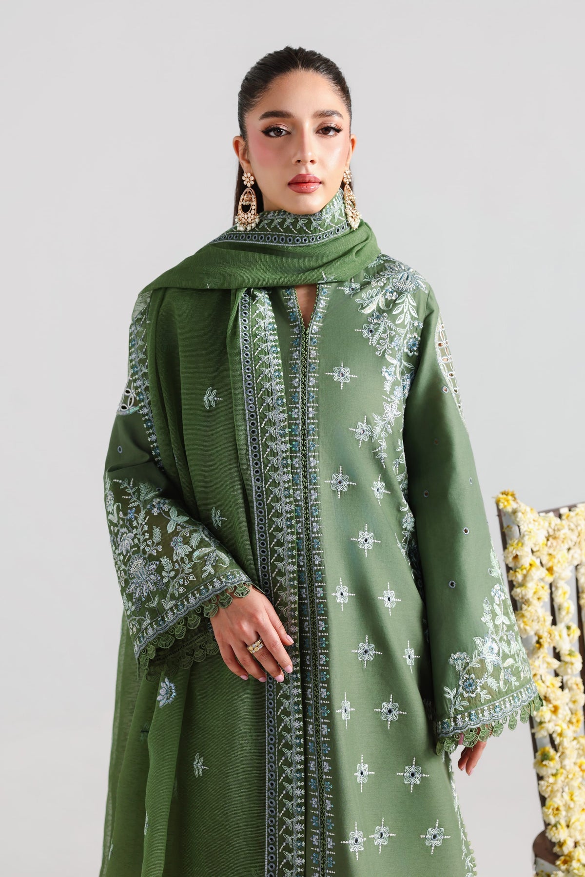 Akbar Aslam | Elan Luxury Lawn '26 | Samara, image 3