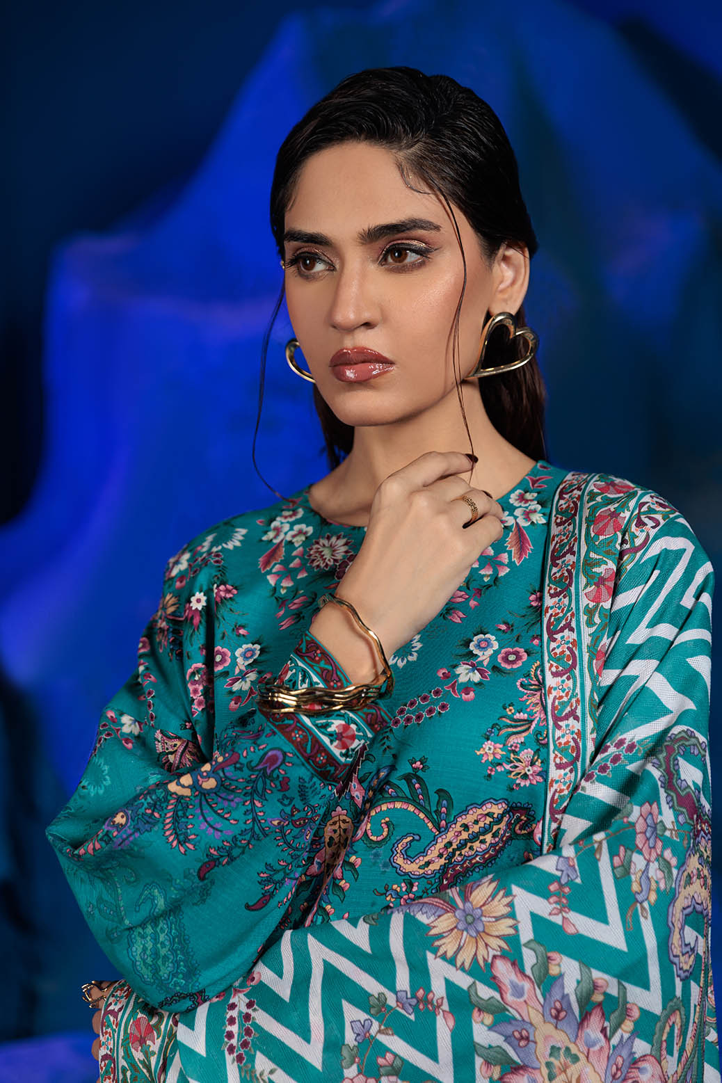 Bonanza Satrangi | Radiant Florist 3 Pc (7W24P3P284) -  Bonanza Satrangi Unstitched - Original Designer Dress - House of Maryam