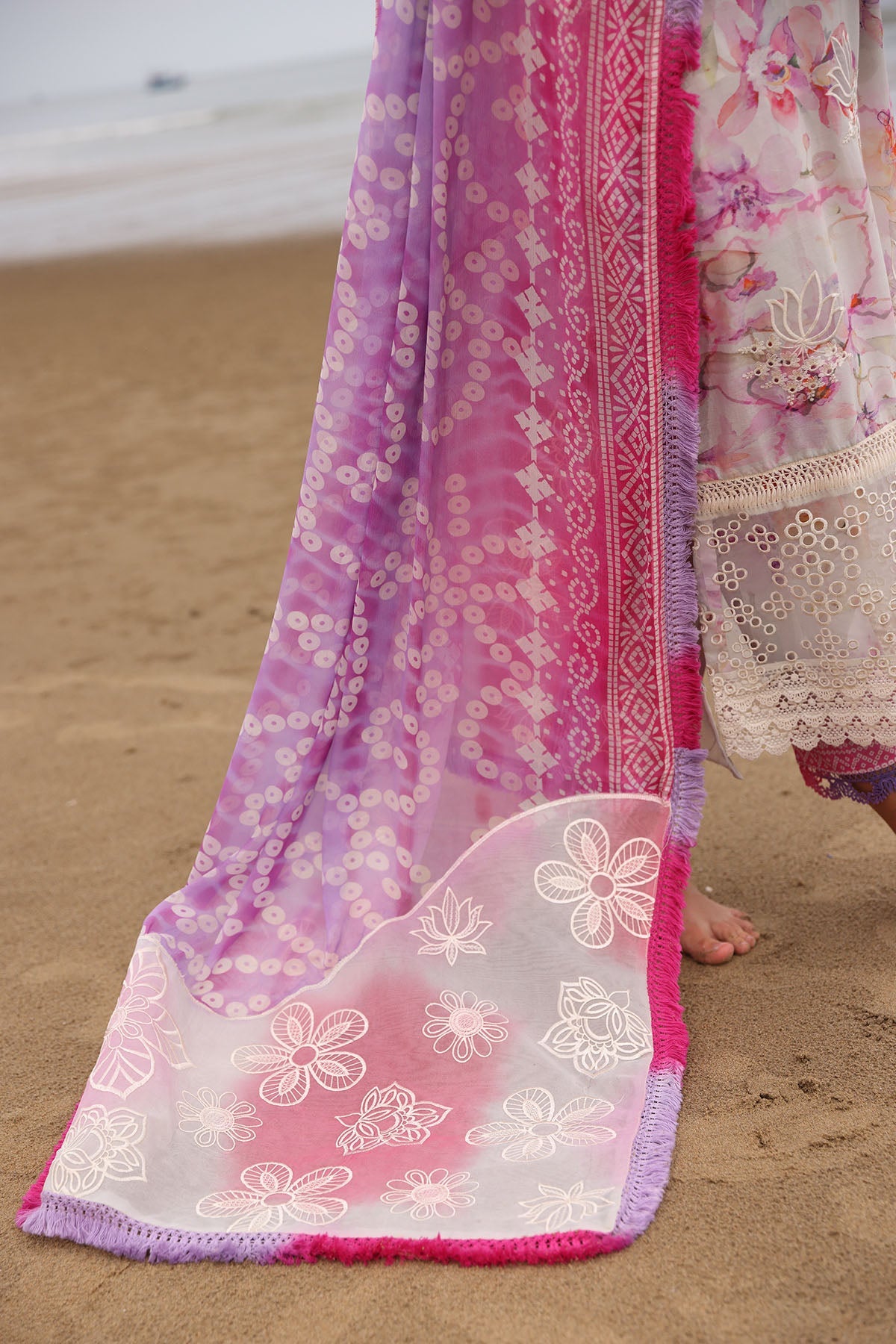 Nureh | Gardenia Embroidered Lawn 25 | NSG-172 -  Nureh Ladies Clothes - Original Designer Dress - House of Maryam