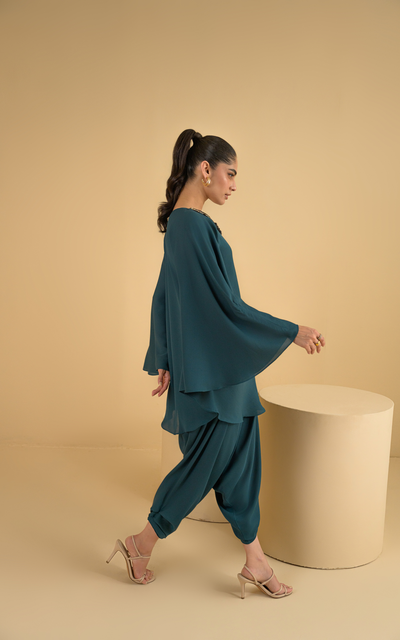 Sana Abbas | La Fiesta |Lira