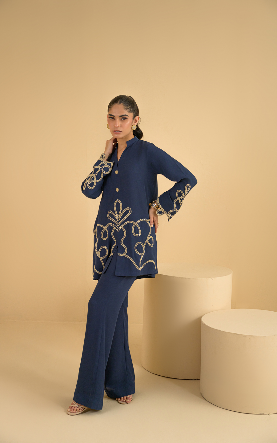 Sana Abbas | La Fiesta | Aria-5