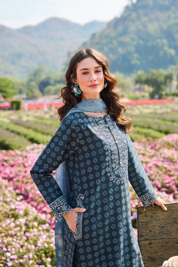 Farasha | Summer Escape 26 | Blue Reverie-7