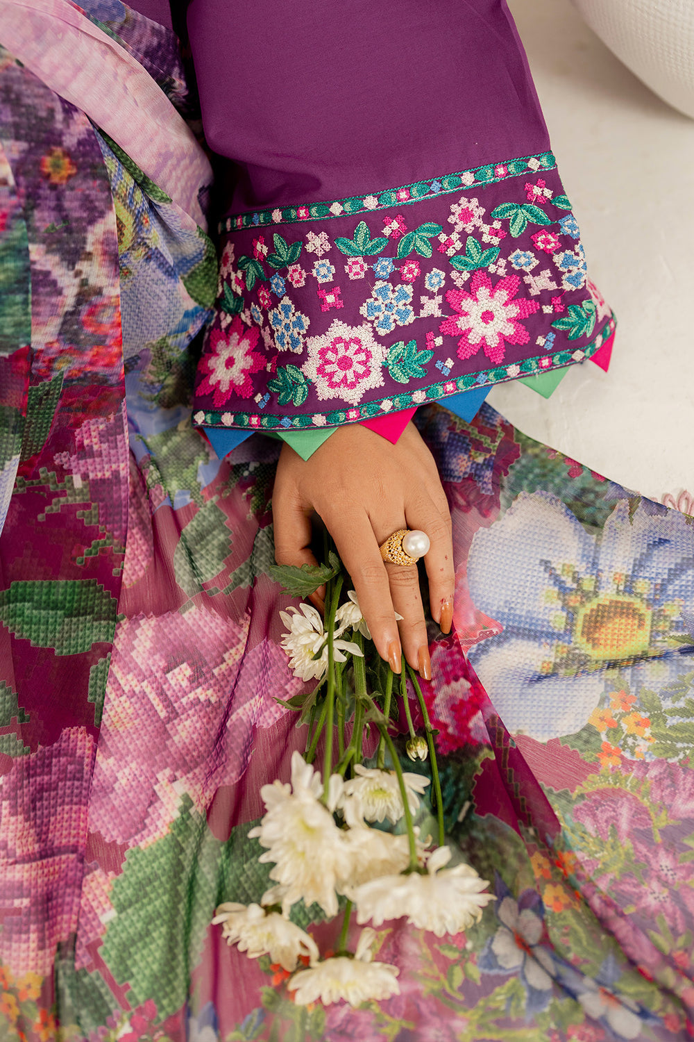 Farasha | Thread Lines Embroidered | Violet Spring -  Farasha Ladies Clothes - Original Designer Dress - House of Maryam