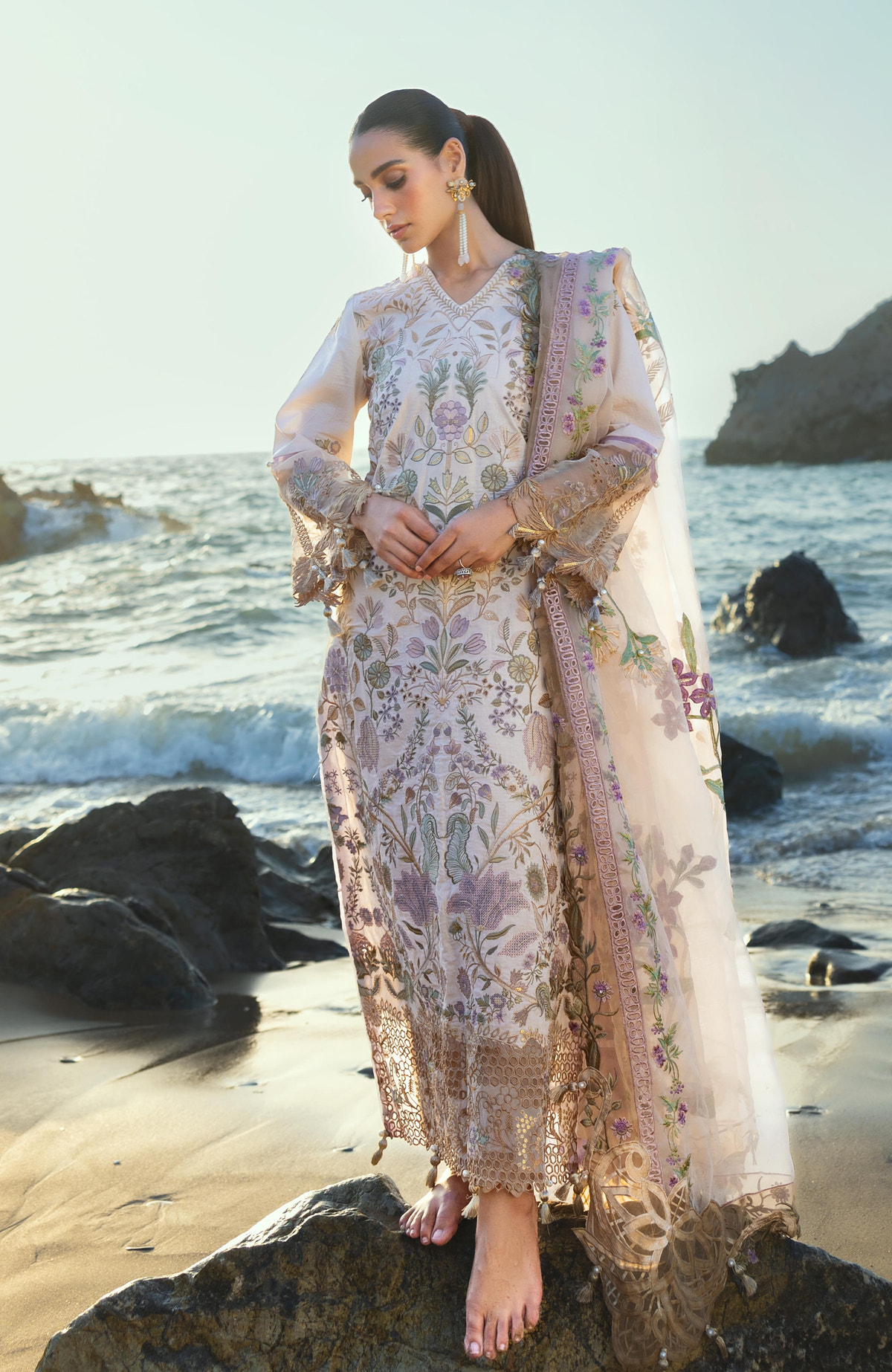 Al Zohaib | Mahiymaan Luxury Lawn 26 | MLL-26-08, image 5