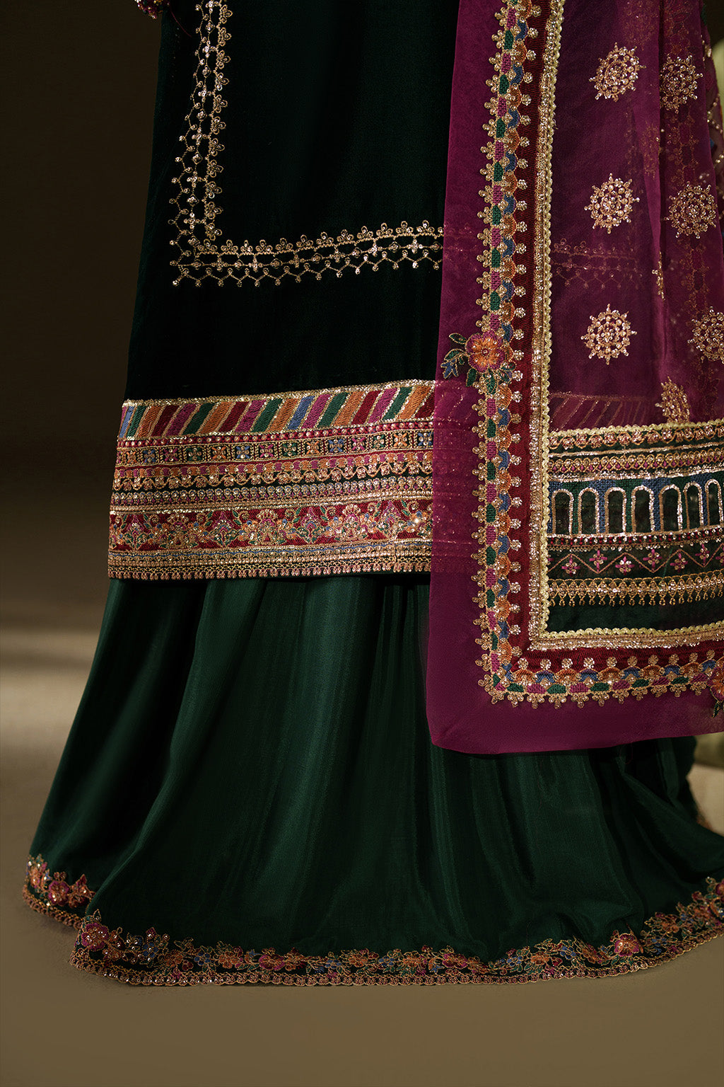 Iznik | Velvet 25 | IV-74 Embroidered Velvet, image 7
