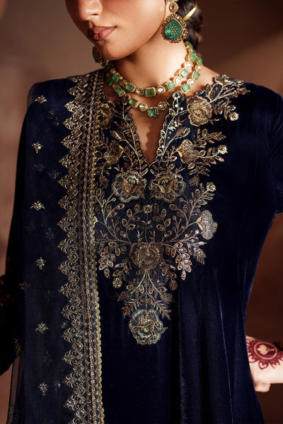 Iznik | Velvet 25 | IV-66 Embroidered Velvet