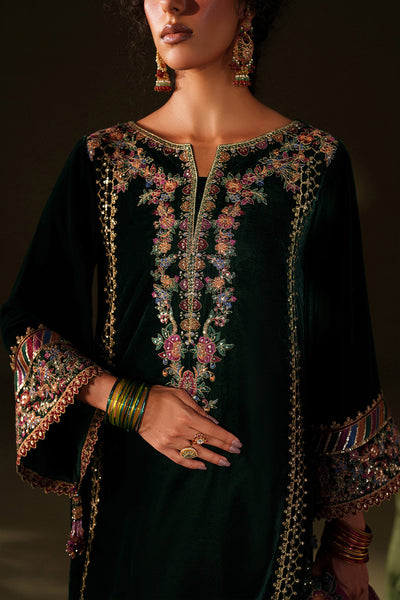 Iznik | Velvet 25 | IV-74 Embroidered Velvet