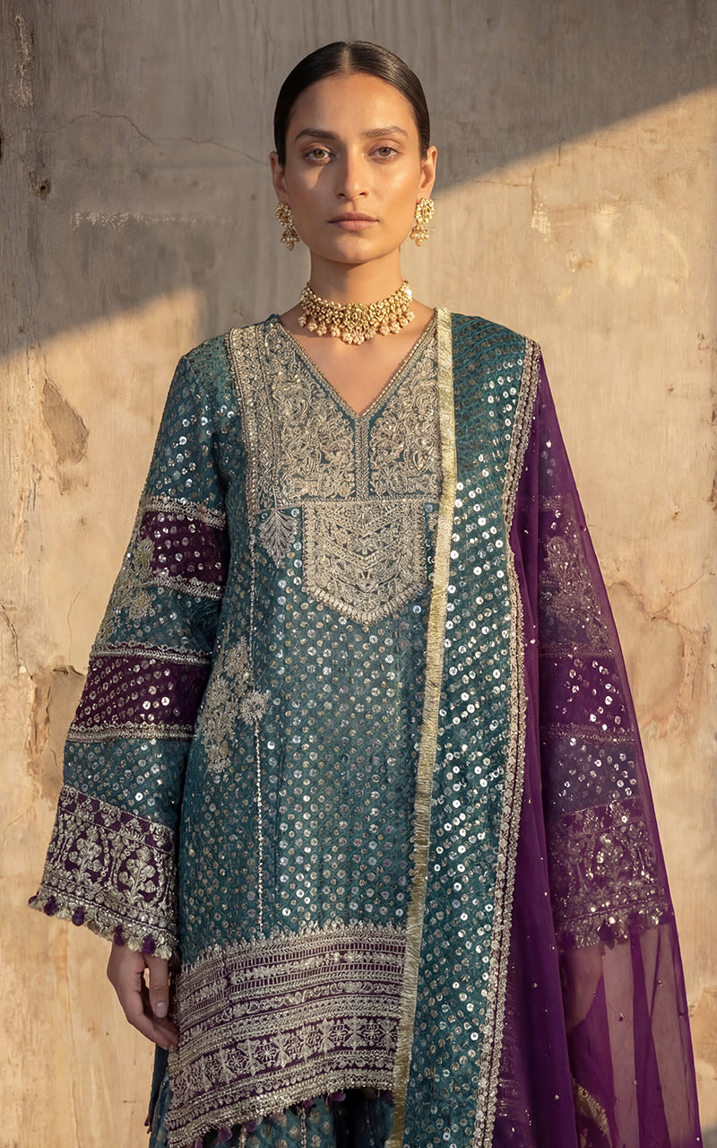 Threads and Motifs | Formal Outfits | 10576, image 3