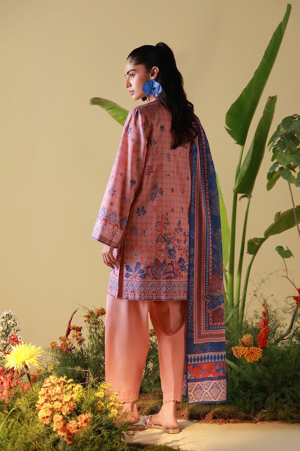 Sahar | Mirha Casual Pret | Blush Cobalt, image 2