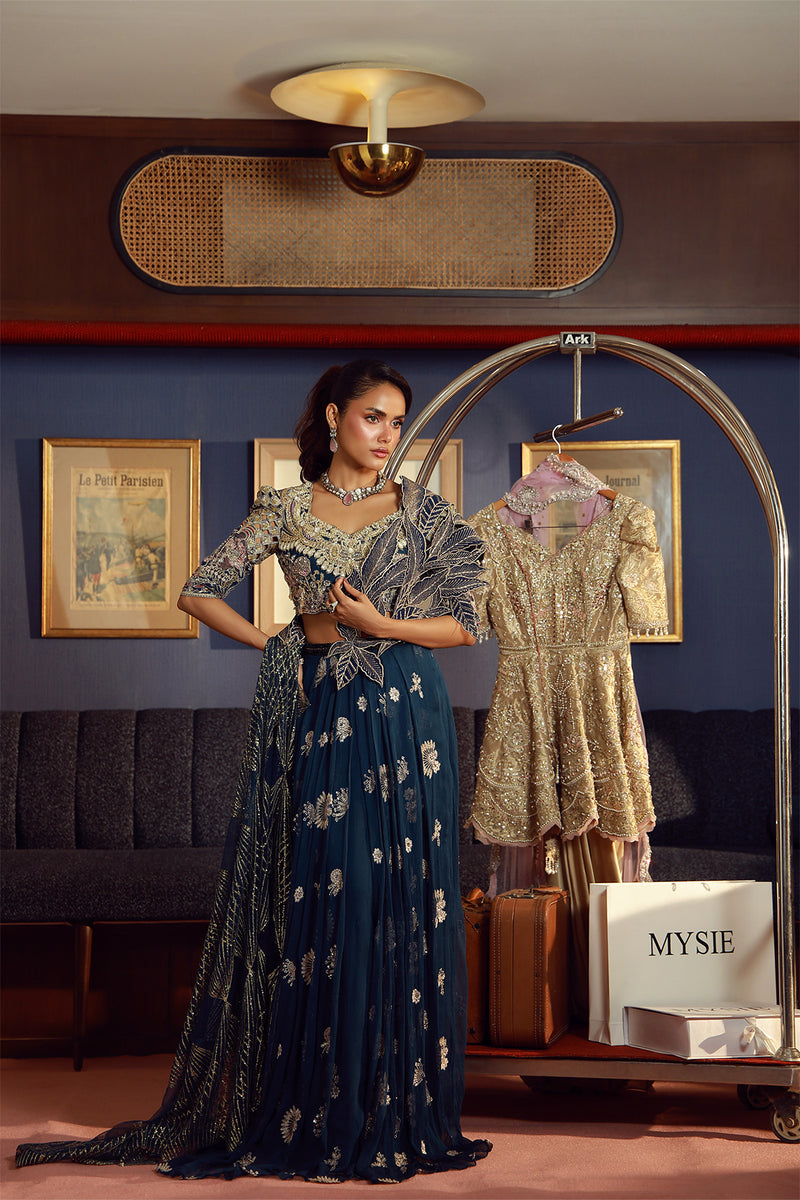 Mysie | Festive 26 | Afra, image 4