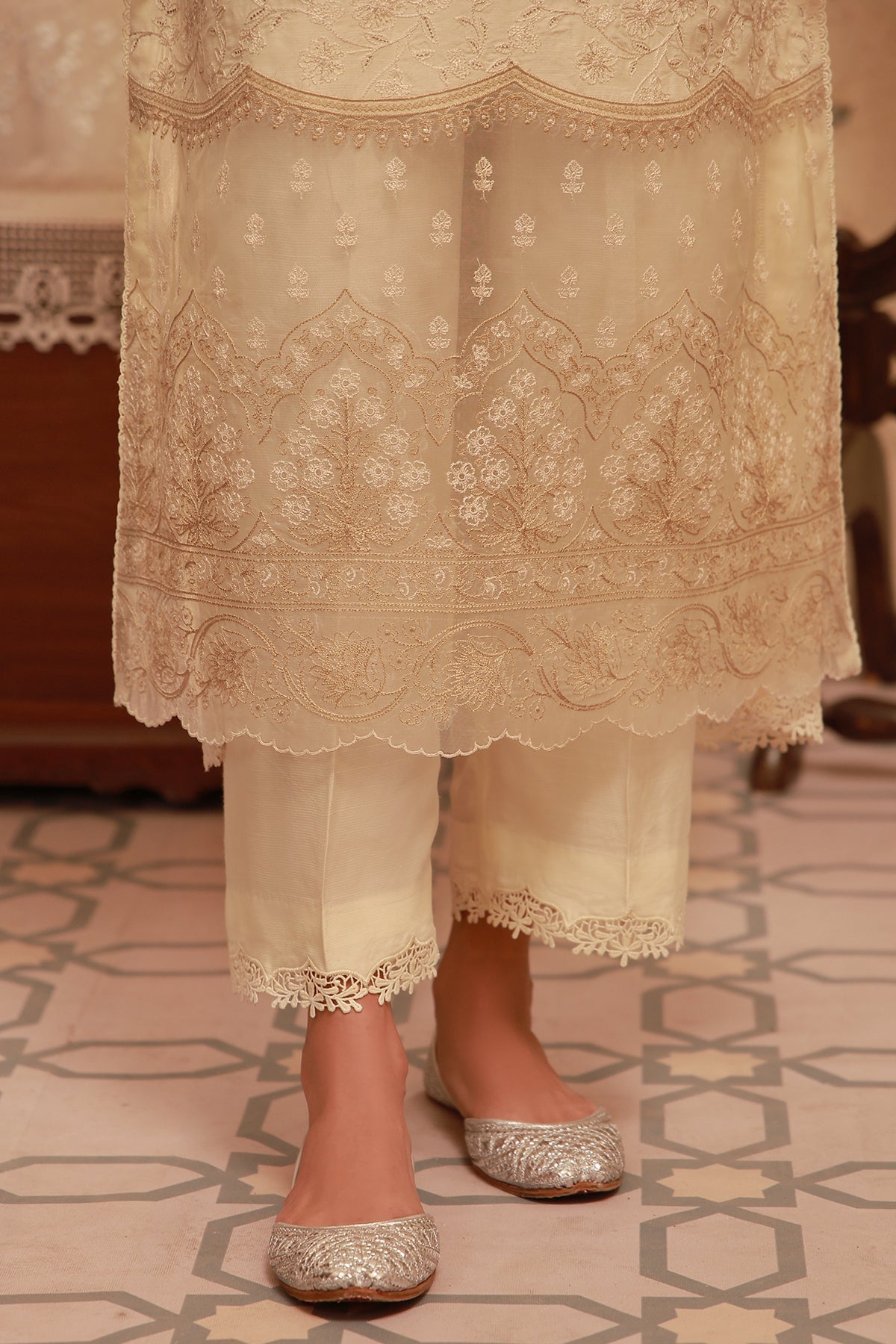 Sahar | Festive Edit 26 |Sunlit Serai-4