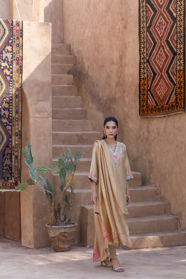 Sana Abbas | Pehar Eid Luxe | Lael, image 2