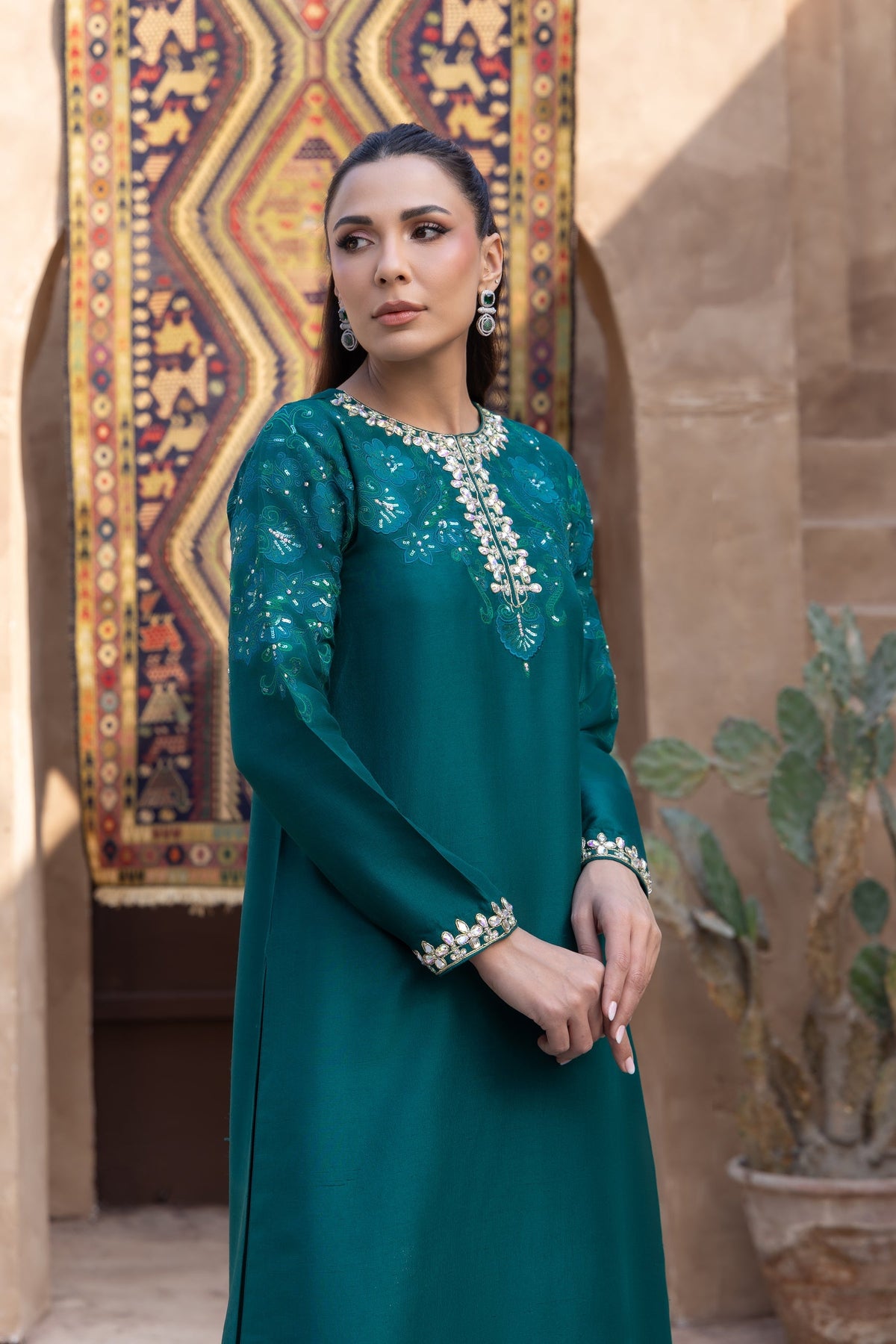 Sana Abbas | Pehar Eid Luxe | Aira, image 3