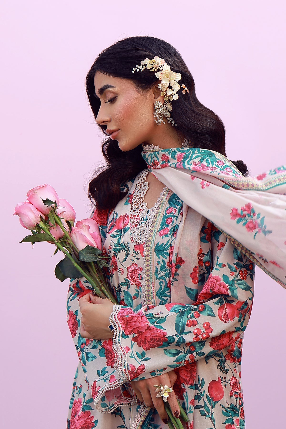 Sahar | Mirha Casual Pret | Ivory Bloom-4