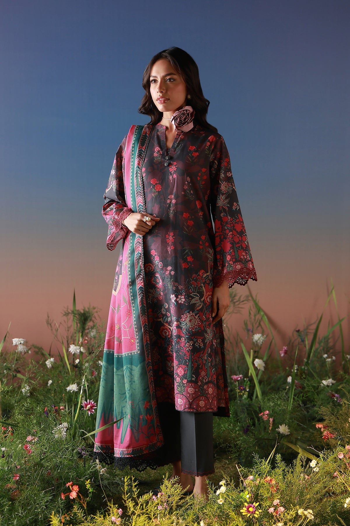 Sahar | Mirha Casual Pret | Noir Roseraie, image 5