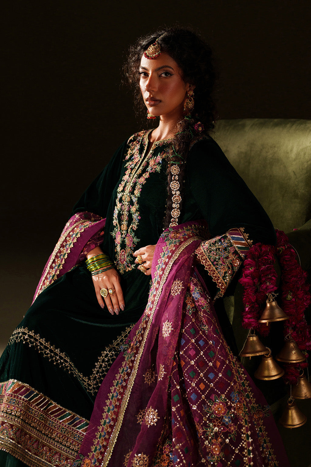 Iznik | Velvet 25 | IV-74 Embroidered Velvet, image 8