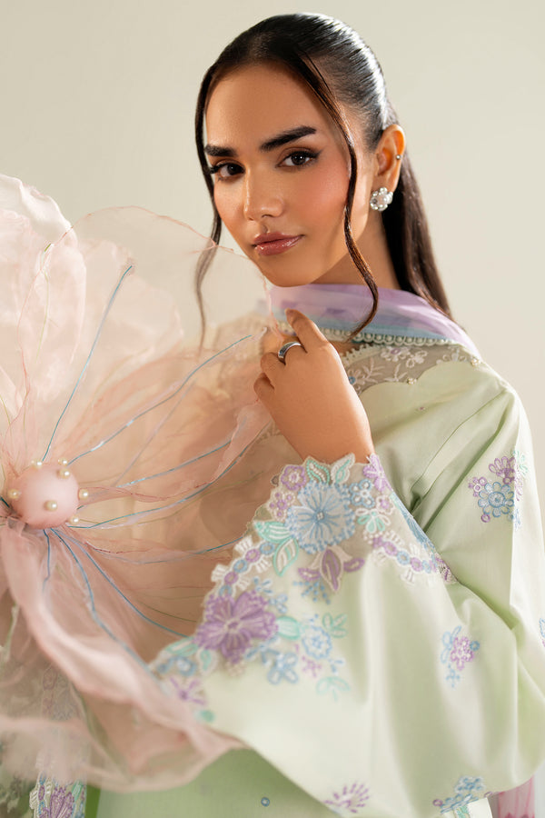Farasha | Summer Weaves Embroidered Lawn | Mint Garden-7