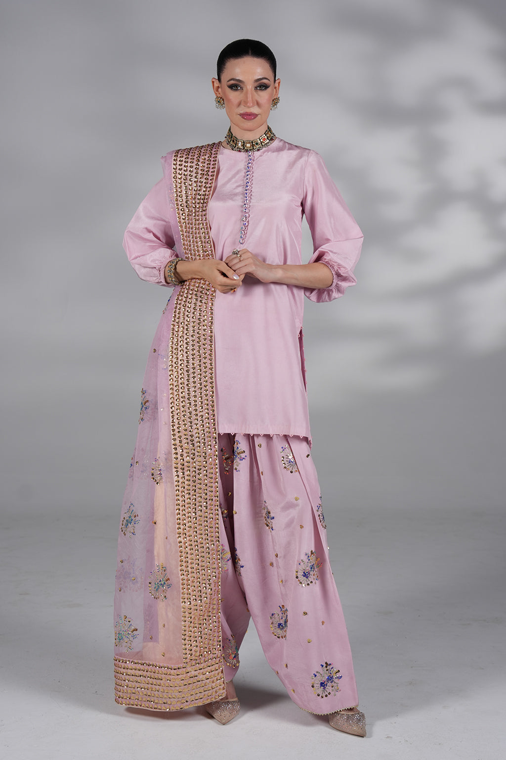 Amave | Oro Luxury Wear | AM-03