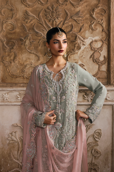Emaan Adeel | Romansiyyah Luxury Formals | MAHPARI