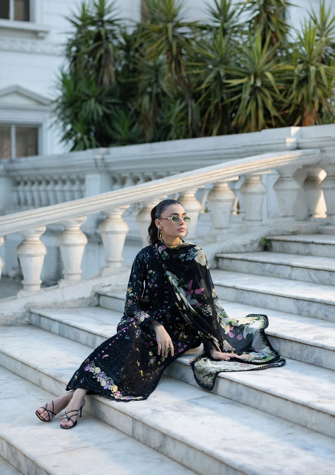 Elaf Premium | Signature Embroidered Lawn with Chiffon Collection 26 | ESG-2B SASHA, image 4