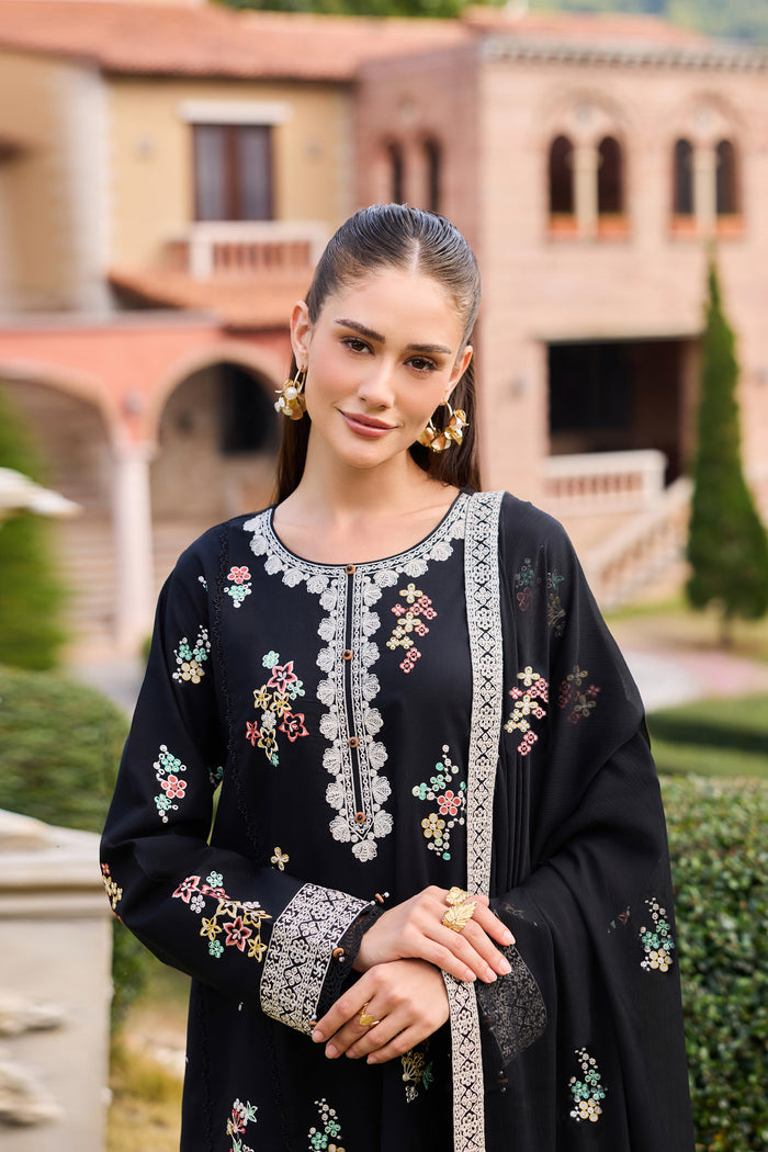Farasha | Sorine Summer 26 | Raven Elegance, image 3