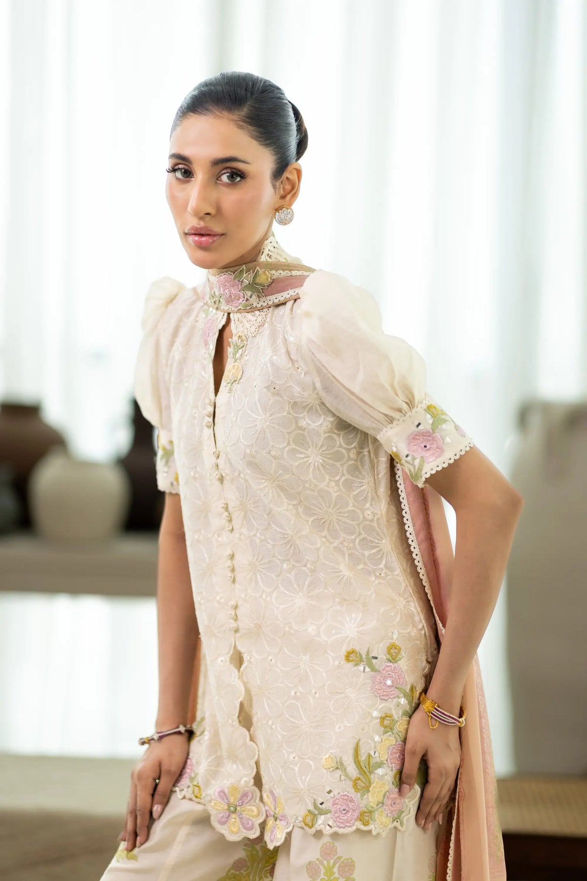 Wahaj M Khan | Sanam Luxe | Ivory Fleur Sanam, image 5