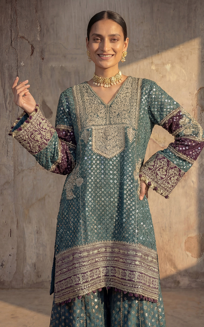 Threads and Motifs | Formal Outfits | 10576, image 4