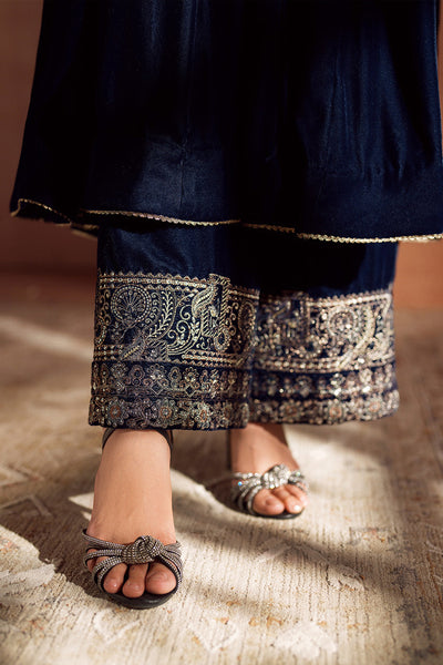 Iznik | Velvet 25 | IV-66 Embroidered Velvet