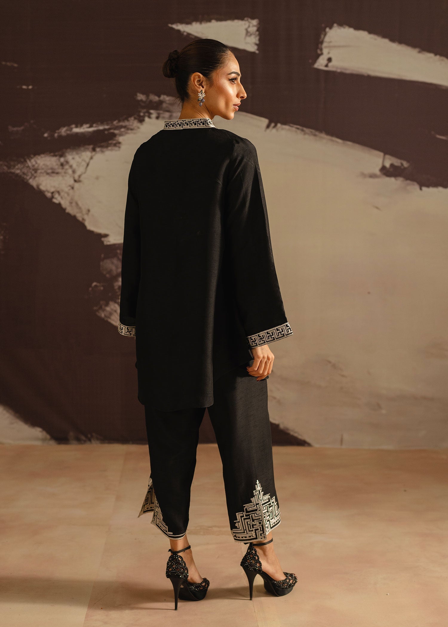 Mahgul | Eye of Cemal | Oriental Noir -  Mahgul Ladies Clothes -  House of Maryam