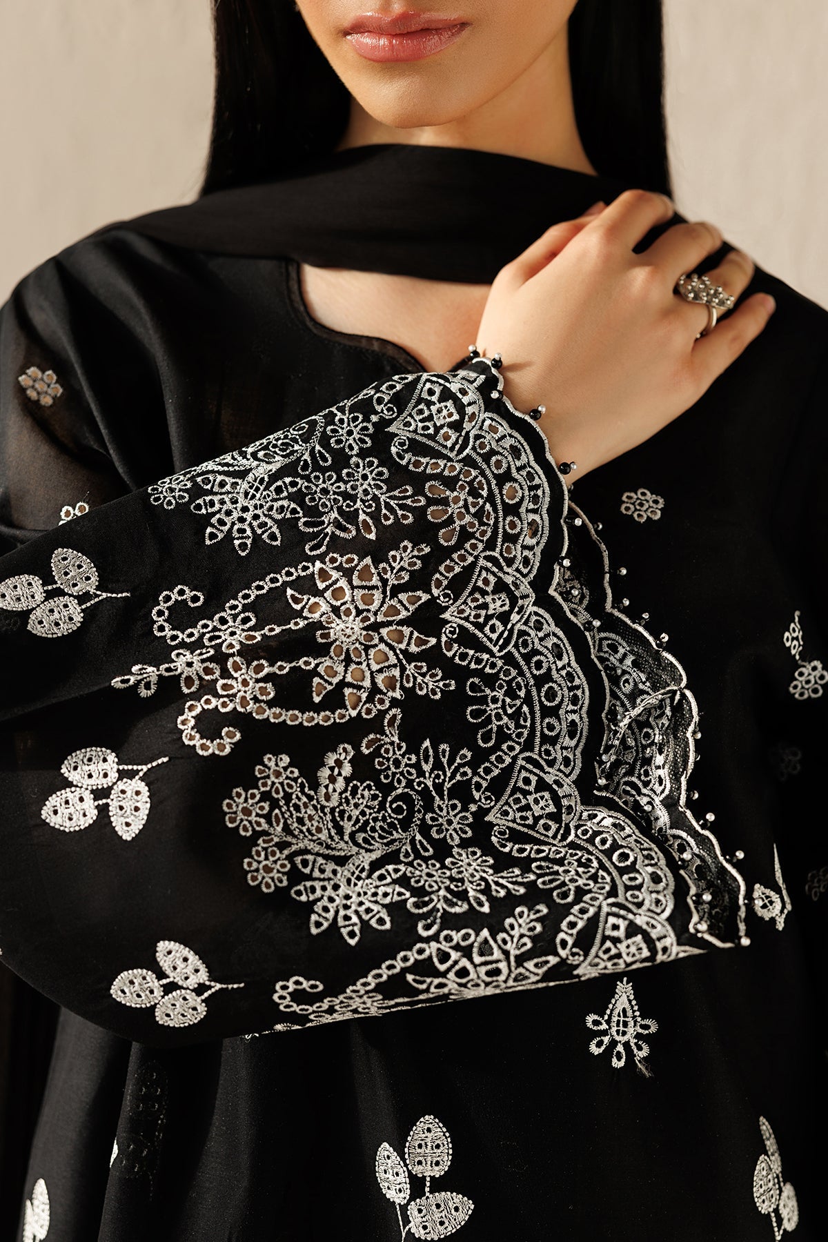 Baroque | Luxury Summer Pret | UF-4522, image 3