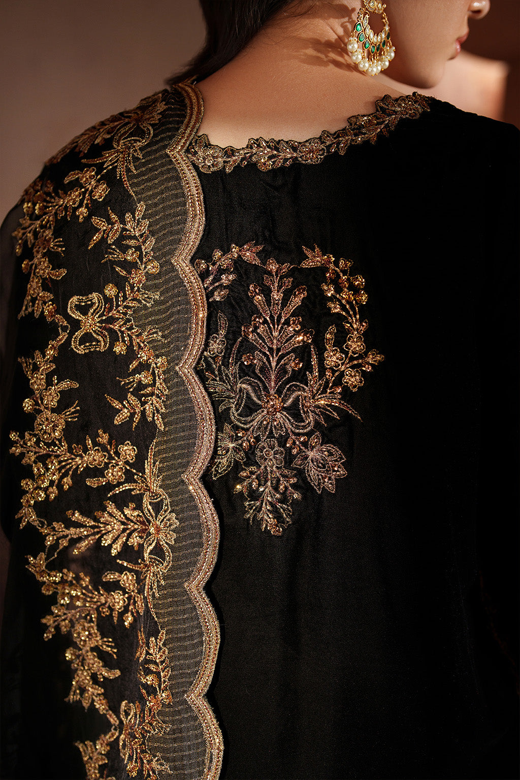 Iznik | Velvet 25 | IV-62 Embroidered Velvet-9