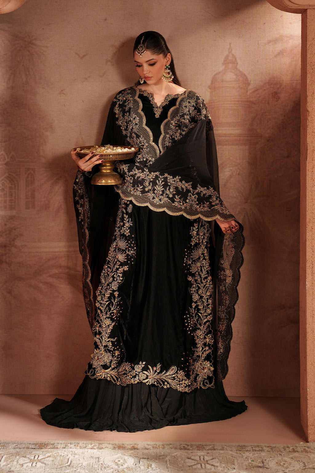 Iznik | Velvet 25 | IV-62 Embroidered Velvet-4