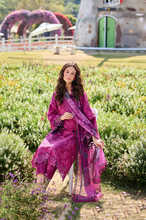 Farasha | Summer Escape 26 | Meadow Arc-4