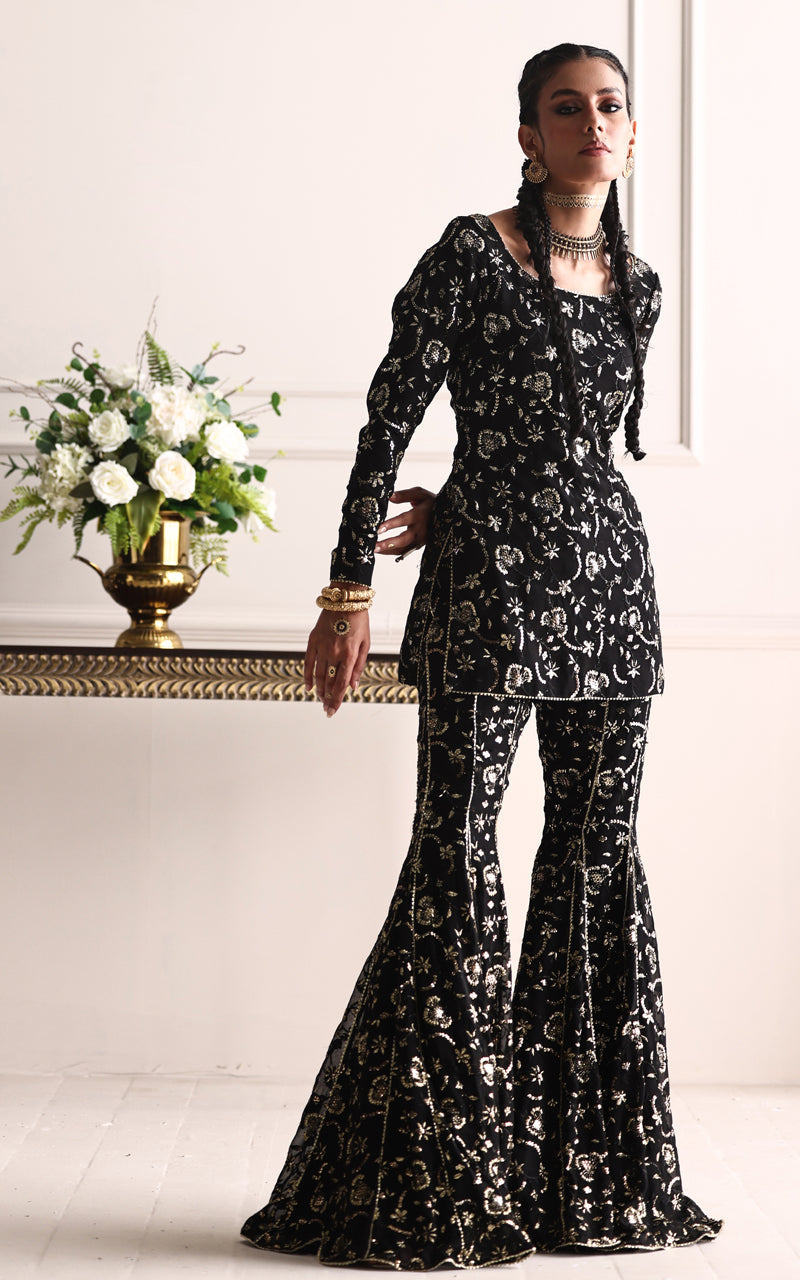 Threads and Motifs | Char Bagh Formals | 9965-4