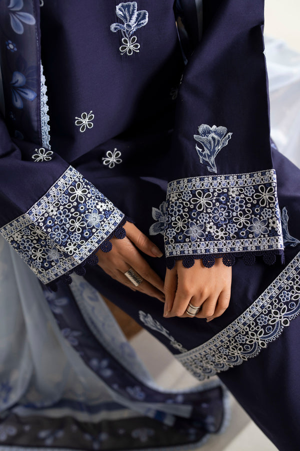 Farasha | Summer Weaves Embroidered Lawn | Midnight Hue-5