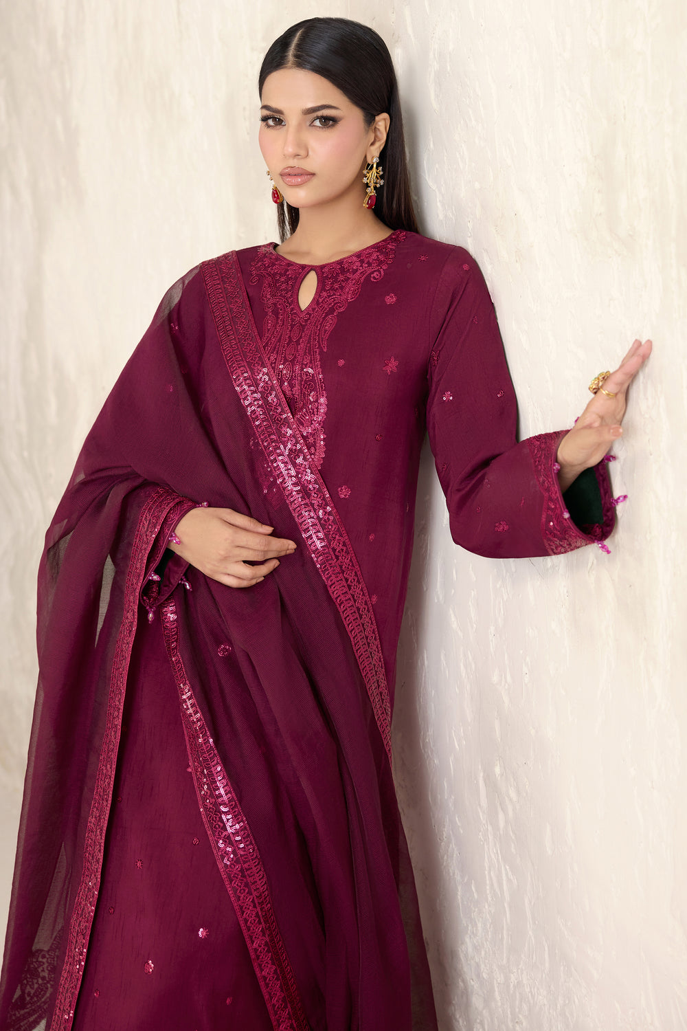 Faiza Saqlain | Reina Formals | Fuchsia Glow-6