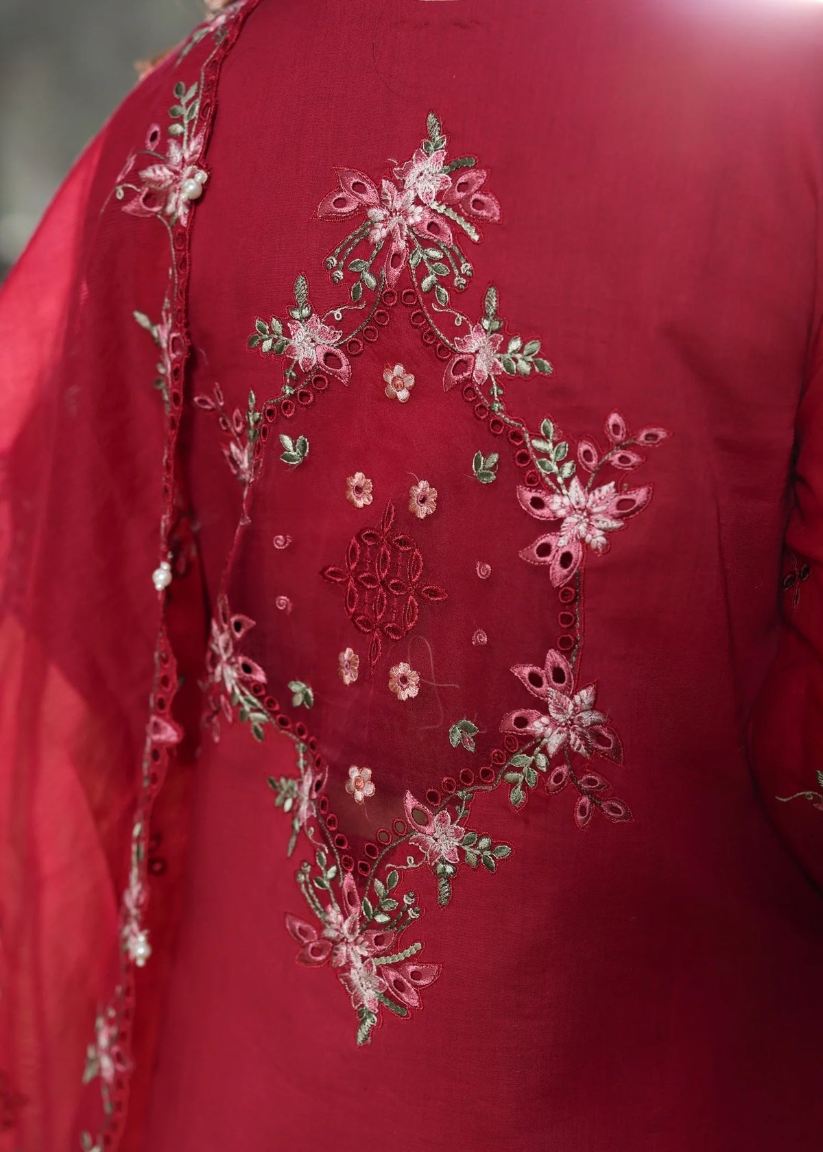 Sardinia | Tales of Petals | FLORAL FUCHSIA, image 8