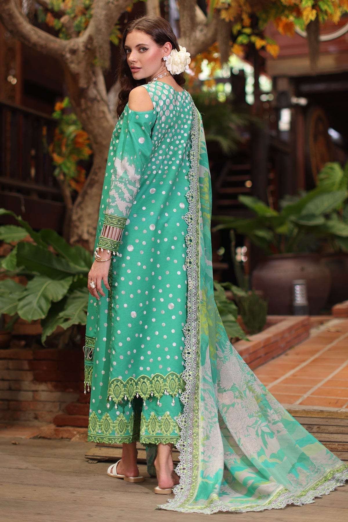 Charizma | Aniq Lawn |  AN5-13, image 2