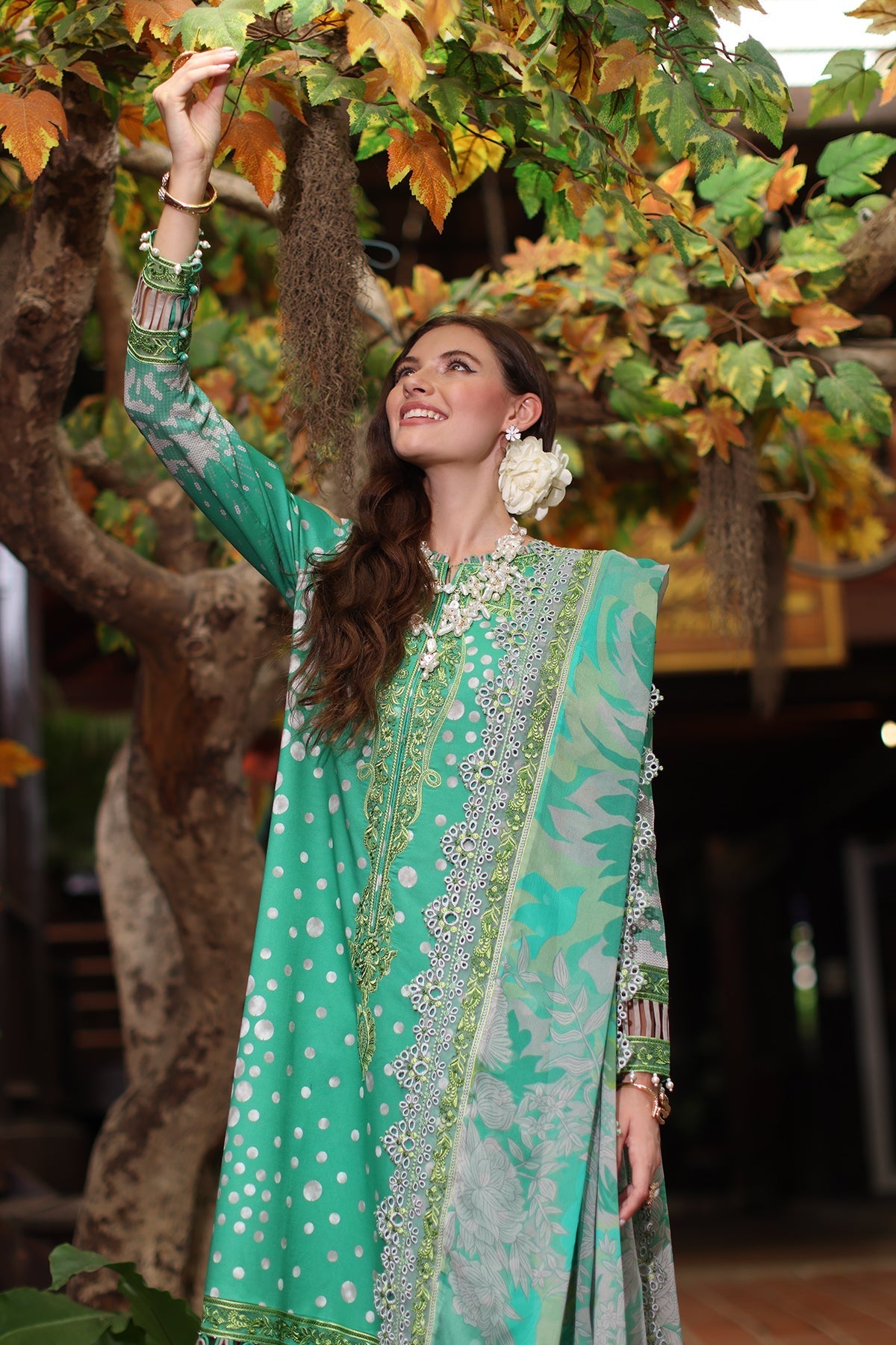 Charizma | Aniq Lawn |  AN5-13, image 3