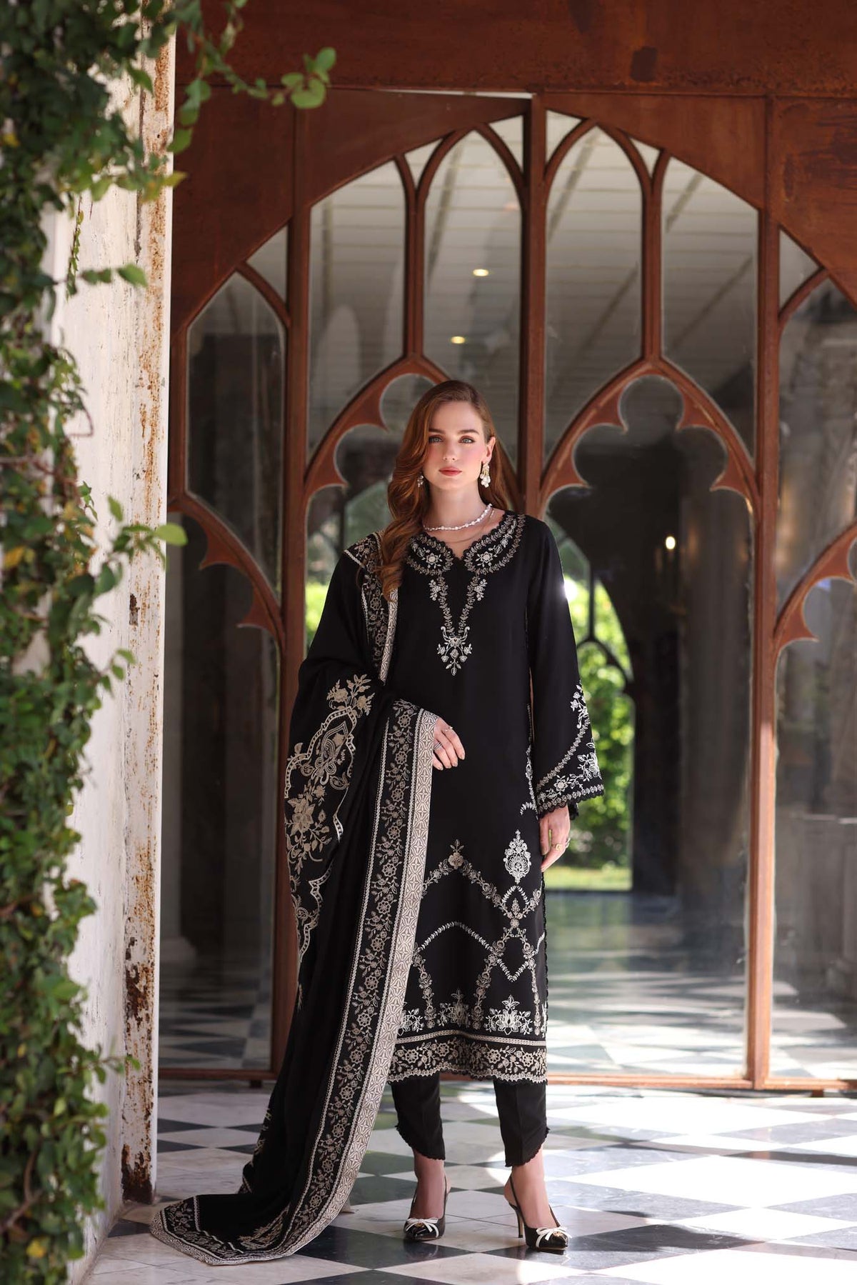 Noor by Saadia Asad | Winter Pashmina 25 | Obsidian