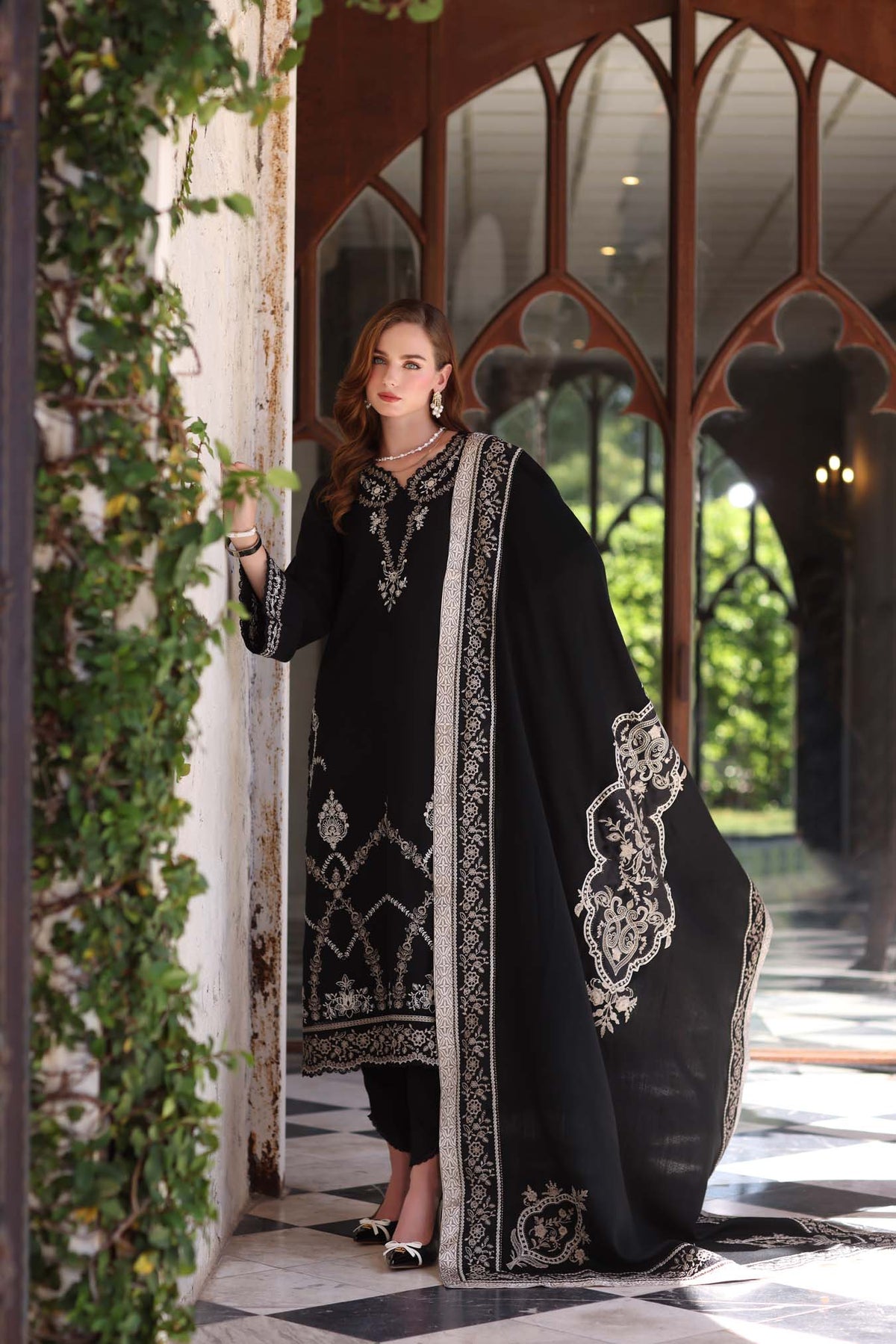 Noor by Saadia Asad | Winter Pashmina 25 | Obsidian-4