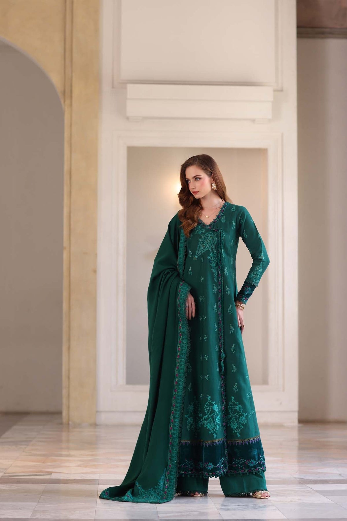 Noor by Saadia Asad | Winter Pashmina 25 | Emerald Reverie-3