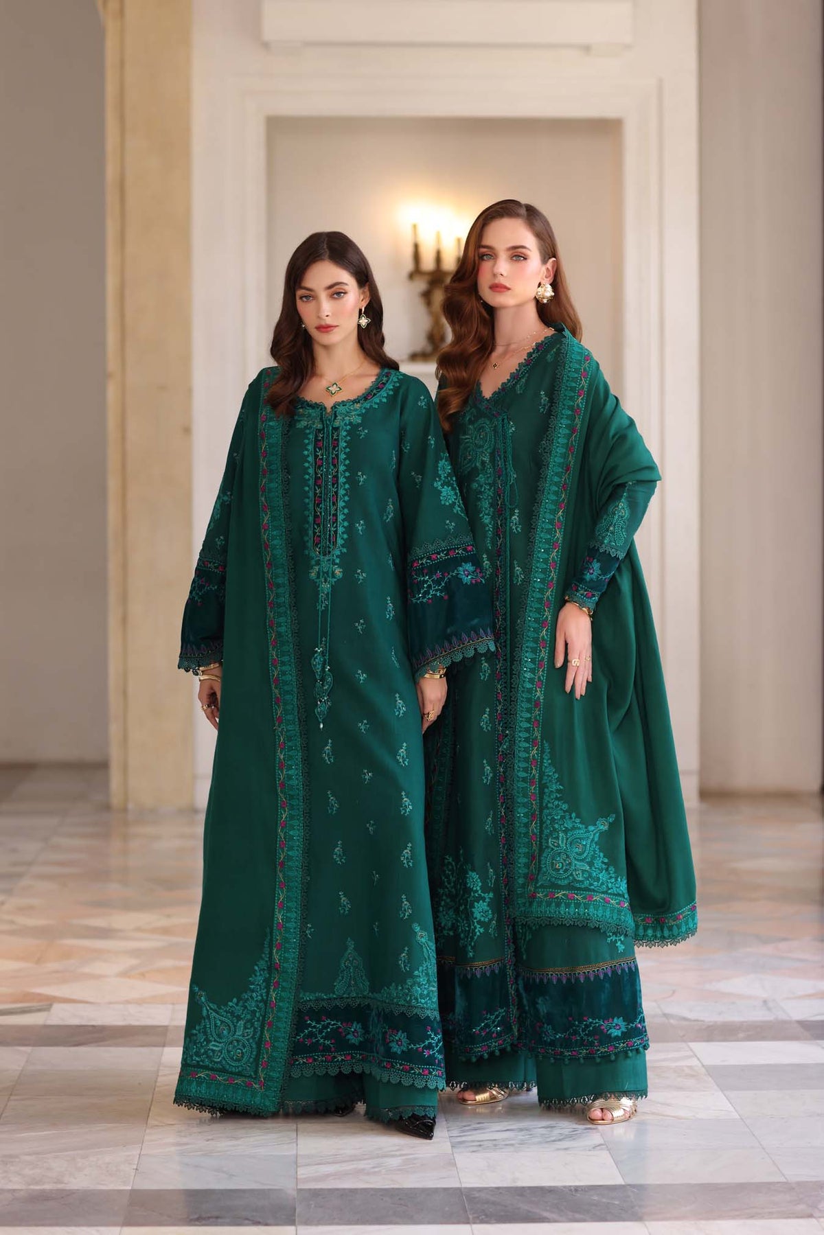 Noor by Saadia Asad | Winter Pashmina 25 | Emerald Reverie-2
