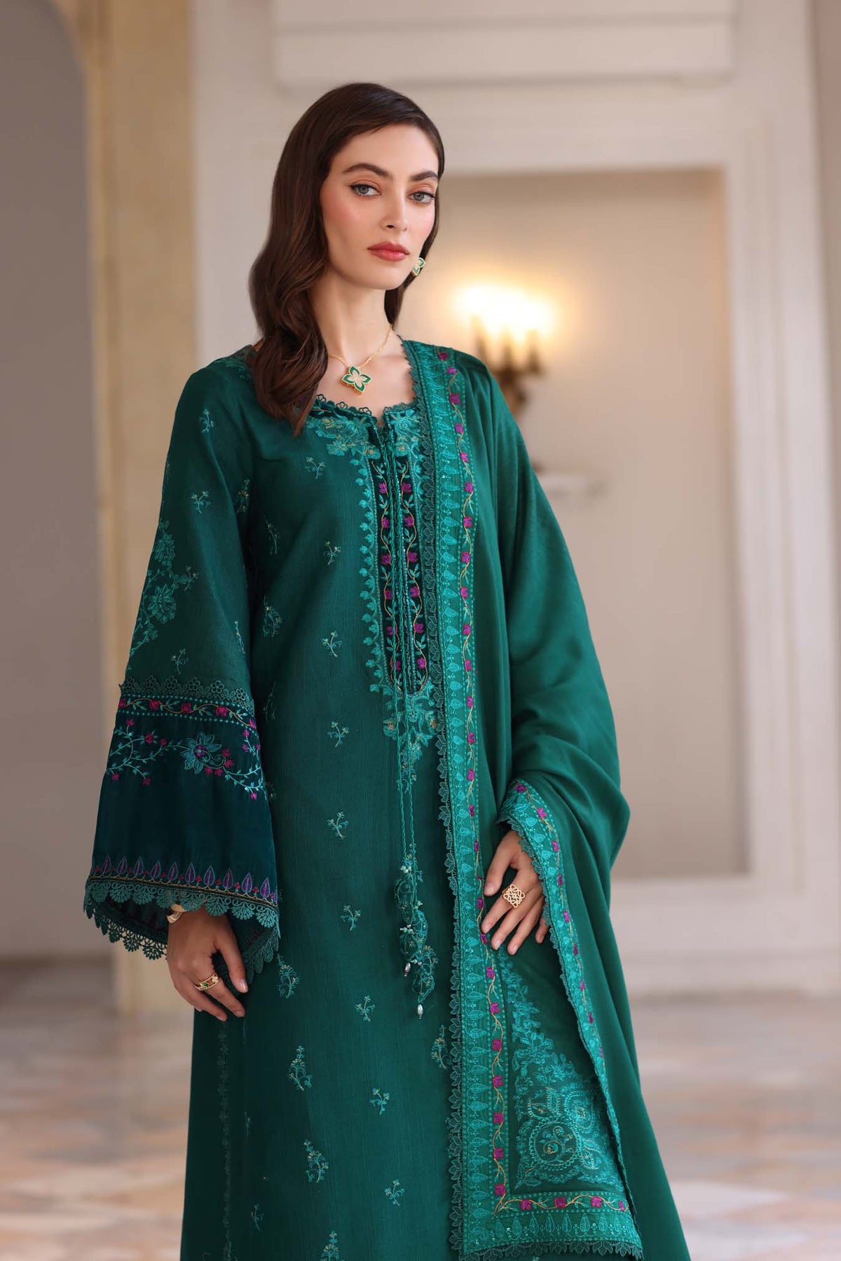 Noor by Saadia Asad | Winter Pashmina 25 | Emerald Reverie-6