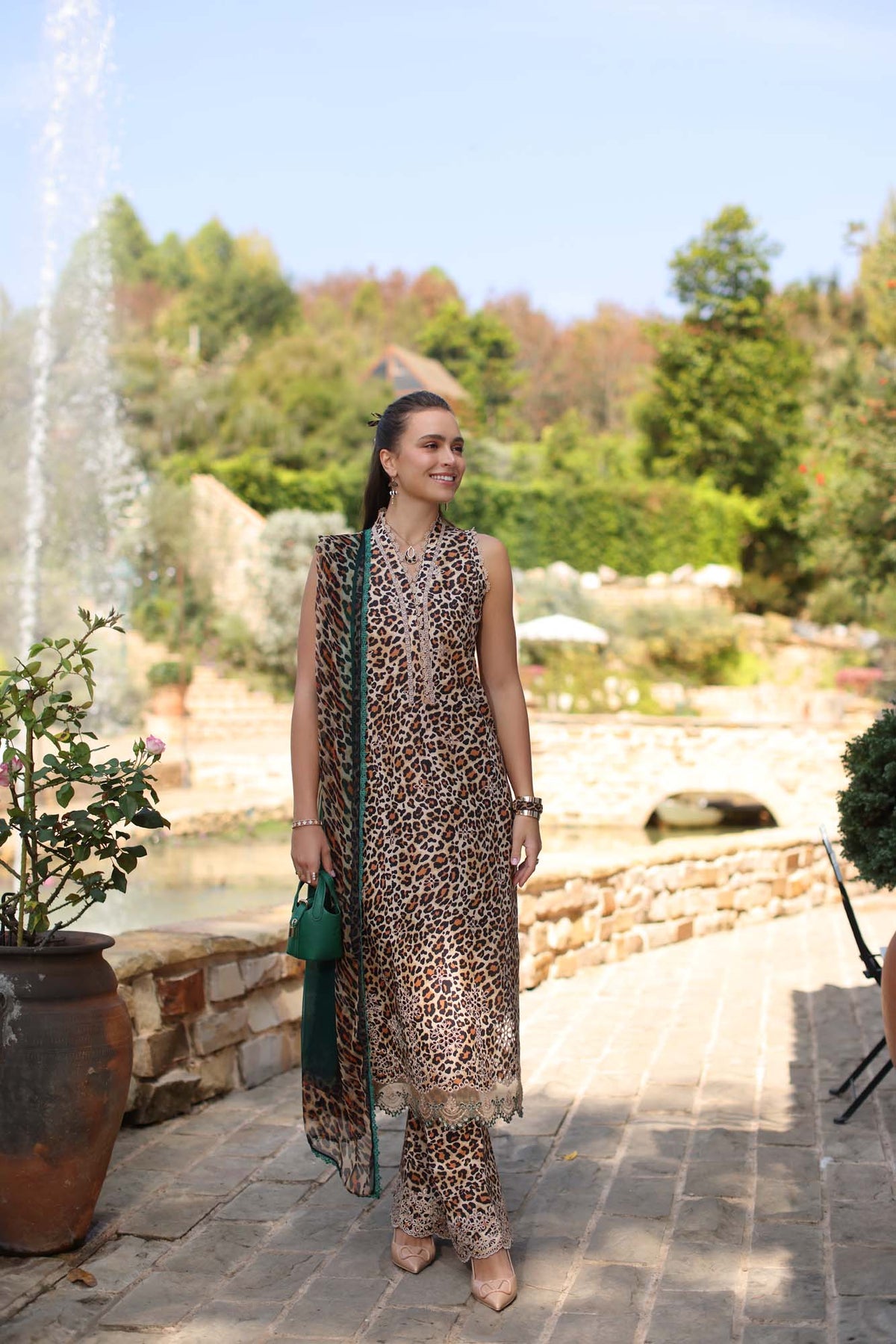 Noor by Saadia Asad | Luxe Chikankari 25 | D2-A -  Noor by Saadia Asad Ladies Clothes - Original Designer Dress - House of Maryam