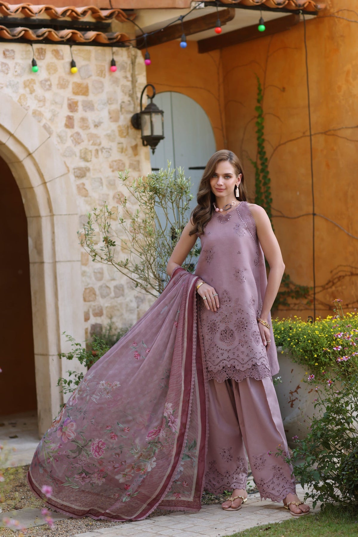 Noor by Saadia Asad | Luxe Chikankari 25 | D8-A -  Noor by Saadia Asad Ladies Clothes - Original Designer Dress - House of Maryam