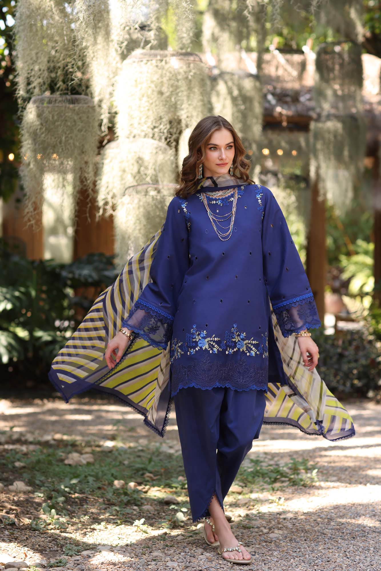 Noor by Saadia Asad | Eid Luxe Printedkari | D3-A -  Noor by Saadia Asad Ladies Clothes -  House of Maryam