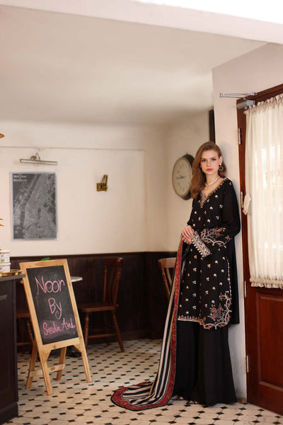 Noor by Saadia Asad | Winter Embroidered Printkhaas 25 | D1 - A