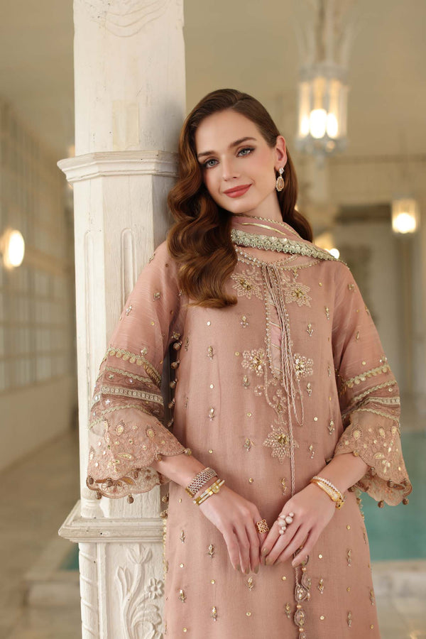 Noor by Saadia Asad | Festive 25 | D4 - Tea Pink, image 4